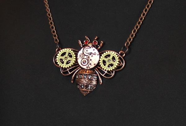 Steampunk Pendant with Necklace - Fly