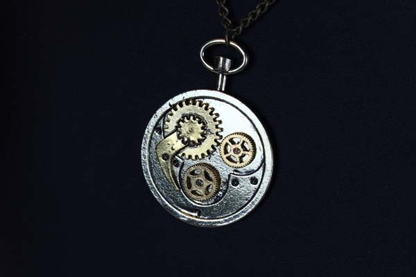 Steampunk Pendant with Necklace - Gears