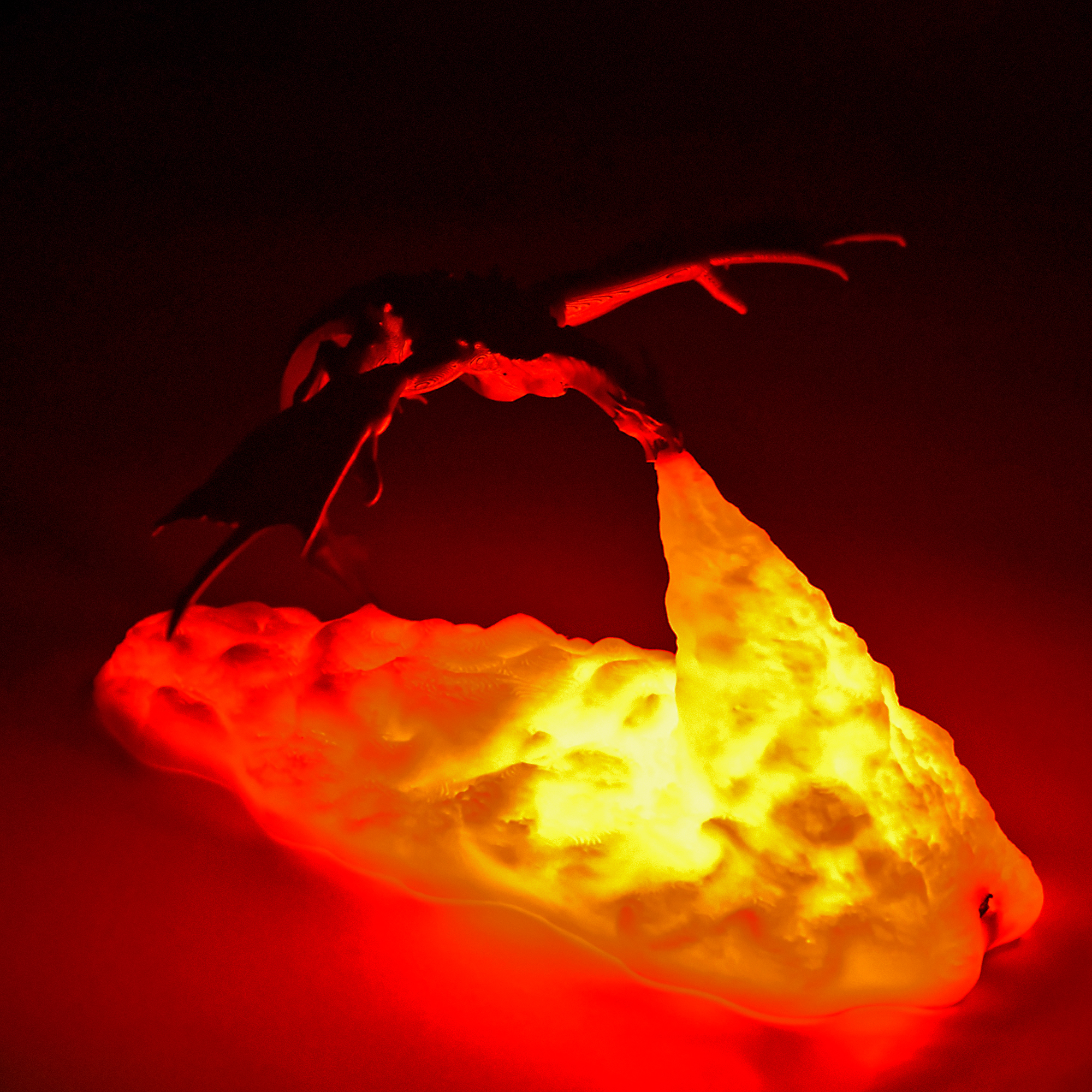 Drachenlampe aus 3D-Drucktechnik, feuerspeiender Drache