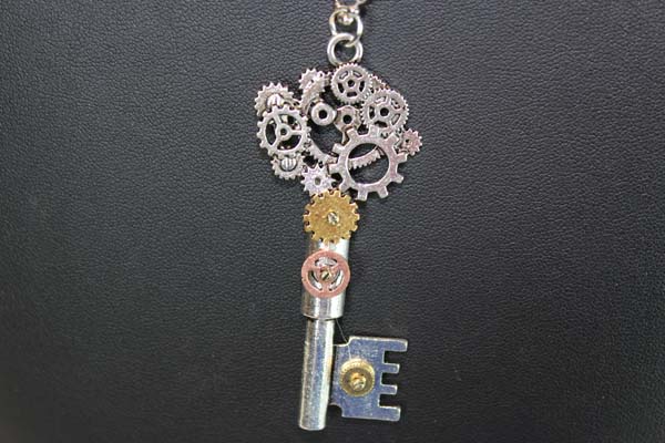 Steampunk Pendant with Necklace - Key with hooks