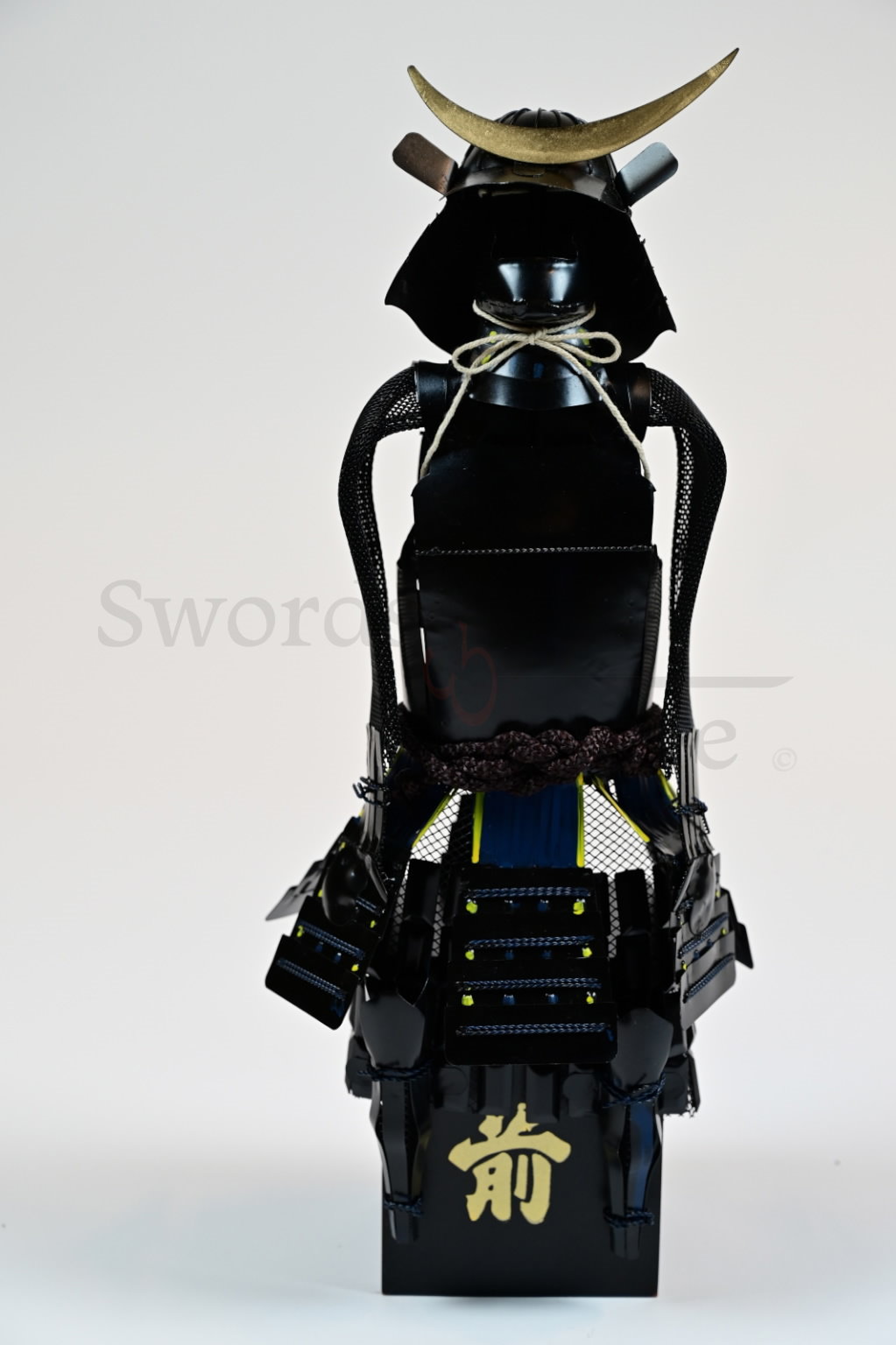 Japanese samurai armor miniature, black