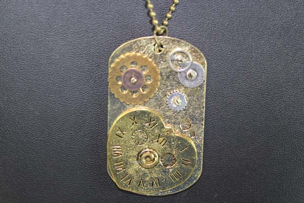 Steampunk Pendant with Necklace - Heart with Clock
