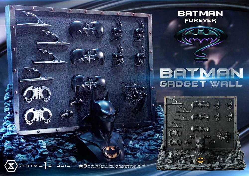 Batman Forever Museum Masterline Series Diorama 1/3 Batman Gadget Wall 49 cm