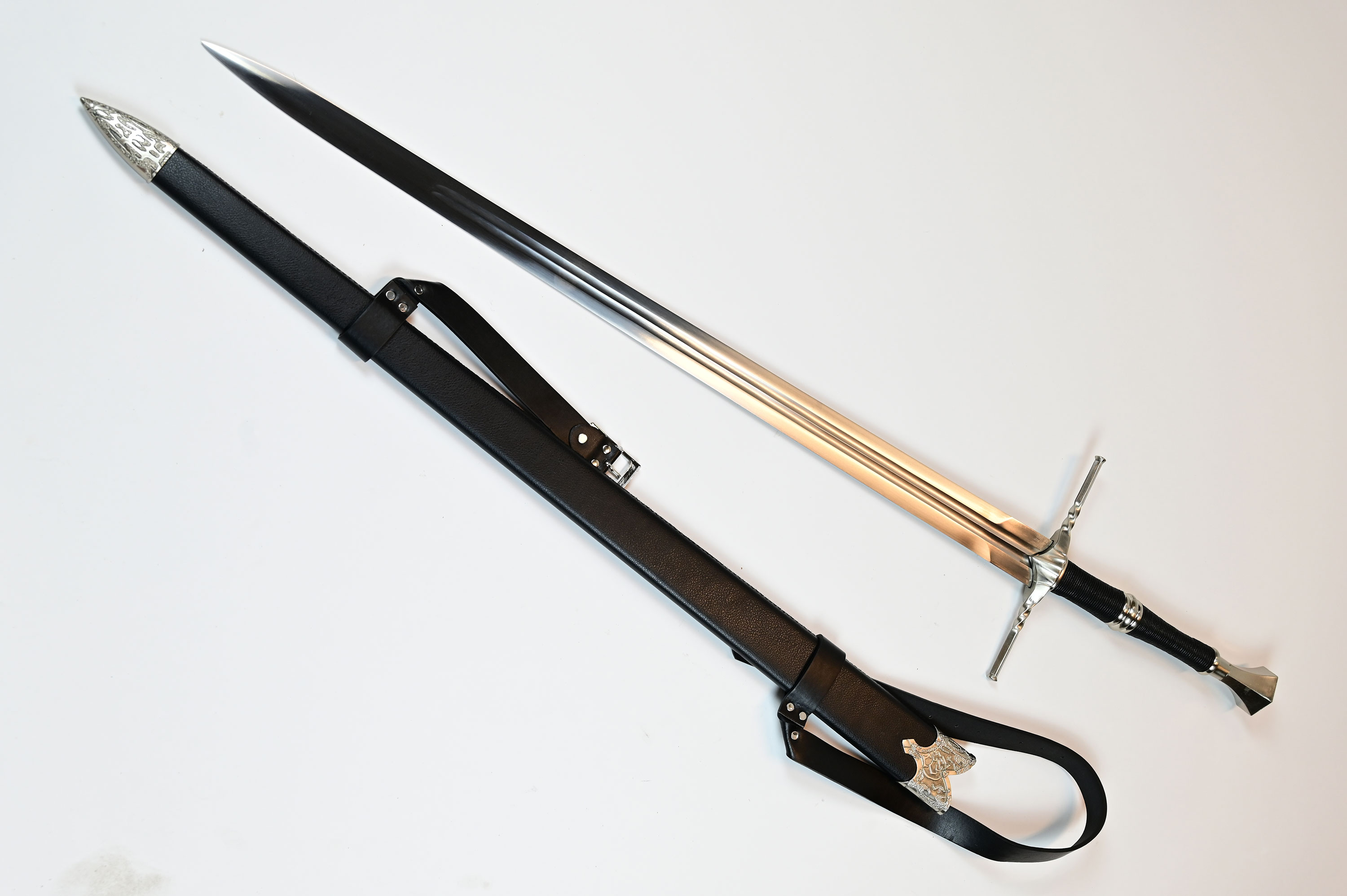 Witcher - Stahl Schwert mit Scheide - Typ II
